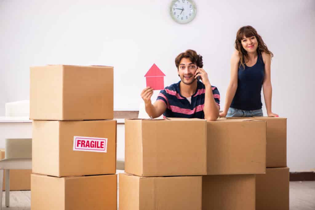https://www.cyberhomes.com/wp-content/uploads/2019/12/Moving.jpg https://www.cyberhomes.com/wp-content/uploads/2019/12/Moving.jpg